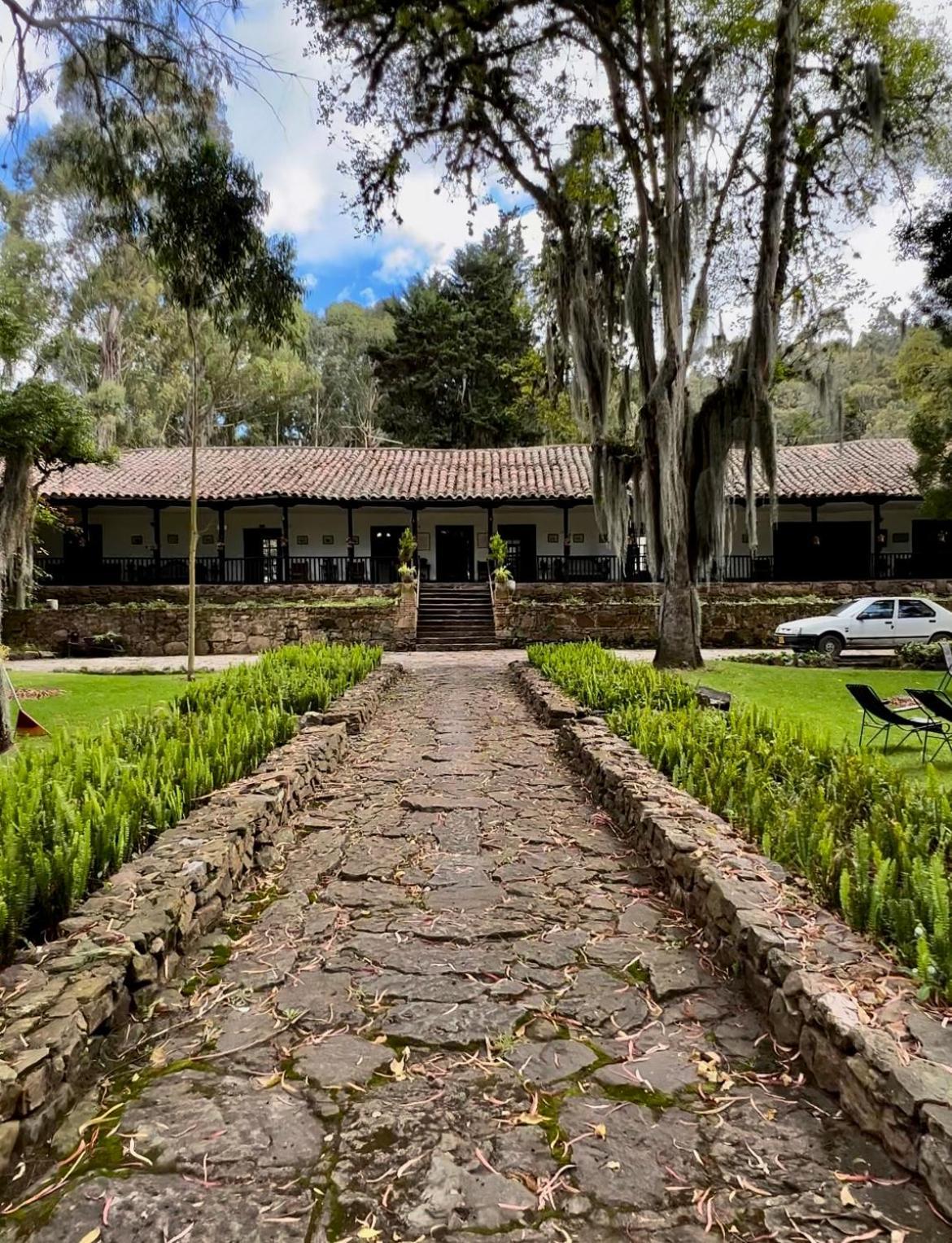 Hacienda Suescun - 300 Anos De Historia Hotel
